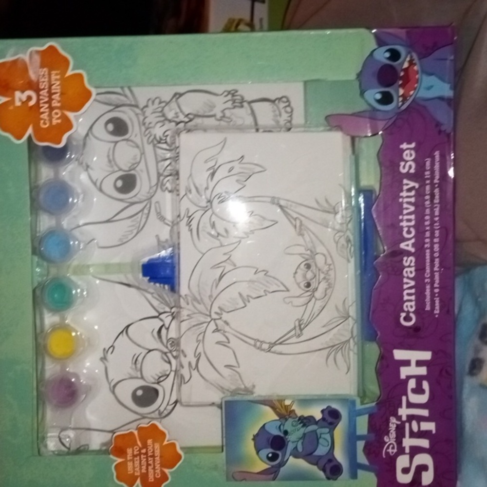 DISNEY STITCH CANVAS ACTIVITY PAINT SET WITH EASEL/BRUSHES/PAINT OFFERS WELCOME